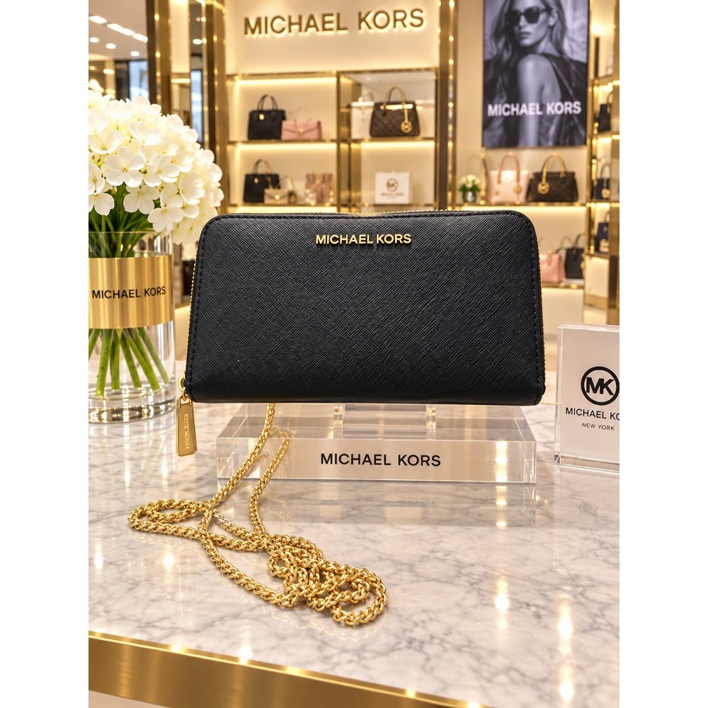 W263 Michael Kors wallet w/ crossbody chain